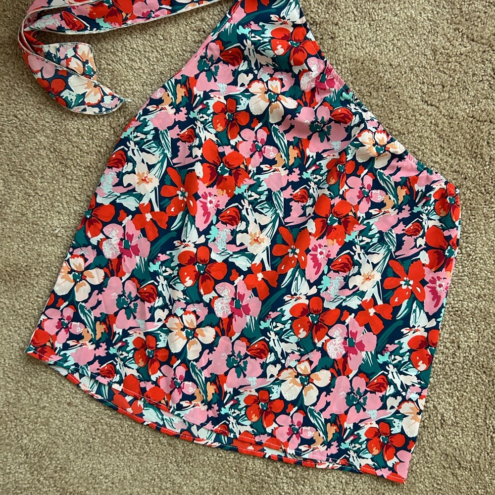 Floral Print One-sleeve Shirt